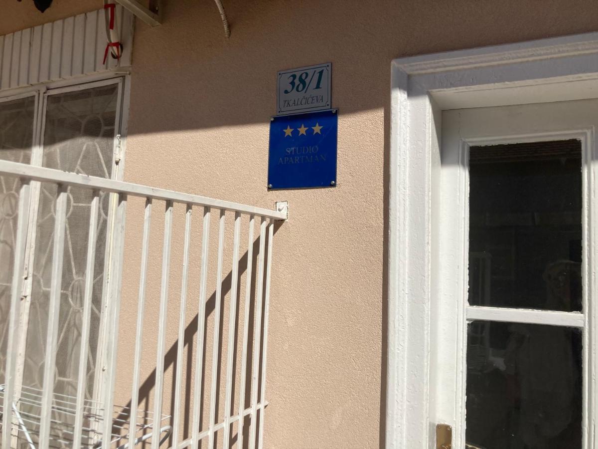 Very Close Studio Apartment Zagreb Exterior foto